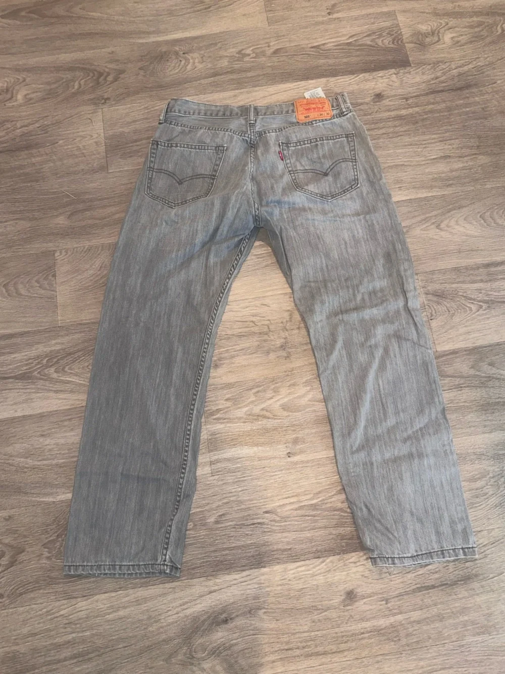 Levi's Men's Light Gray Straight Jeans